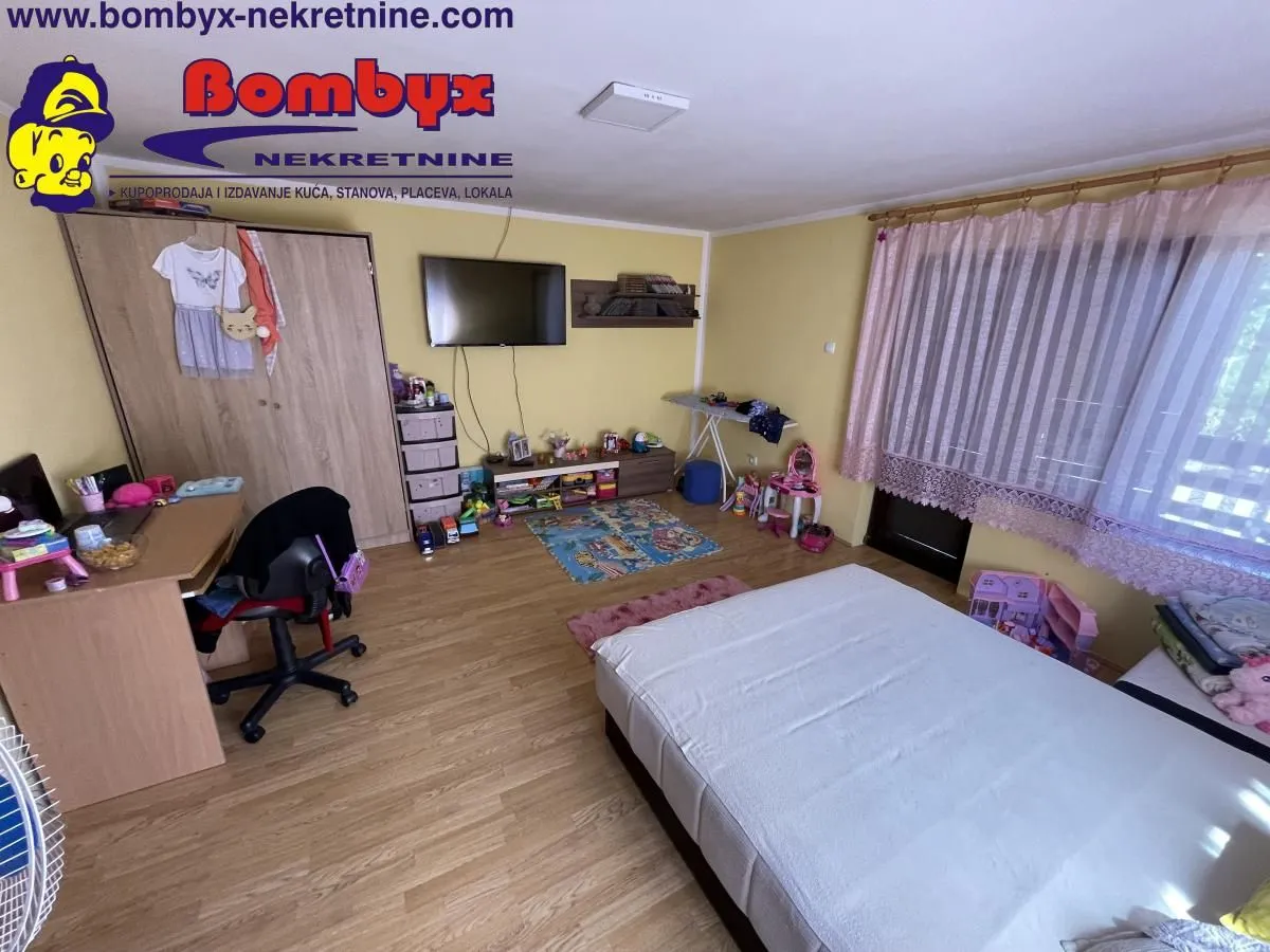Sale, house, 500m², Beočin, Srbija