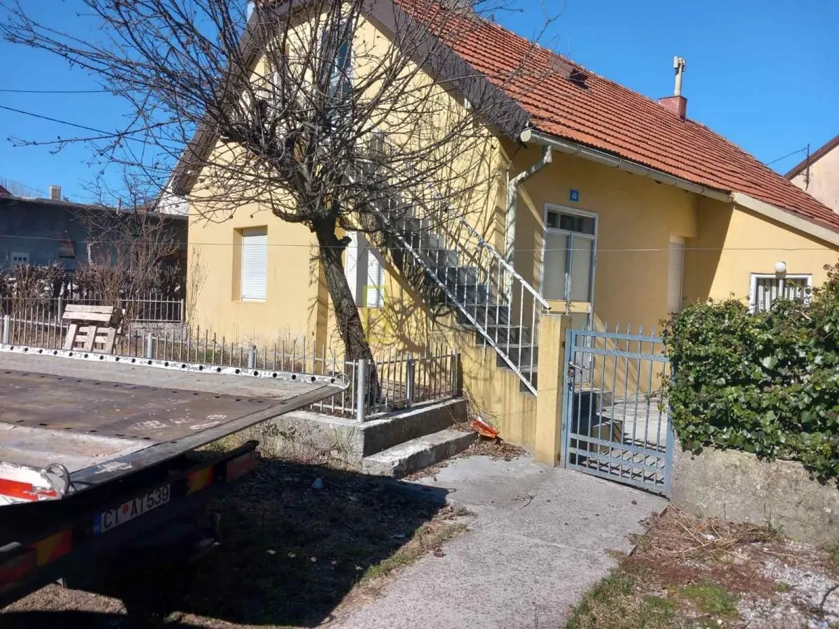 Prodaja, kuća, 80m², Cetinje, Crna Gora