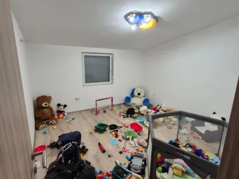 Izdavanje, kuća, 140m², Donji Kokoti, Podgorica - image 9