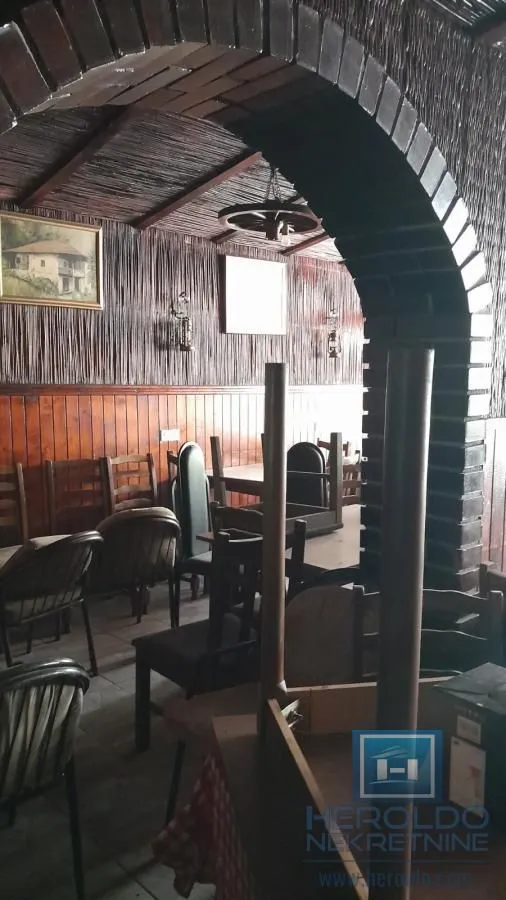 Prodaja, ugostiteljski objekat, 1500m², Donji Krčin, Varvarin