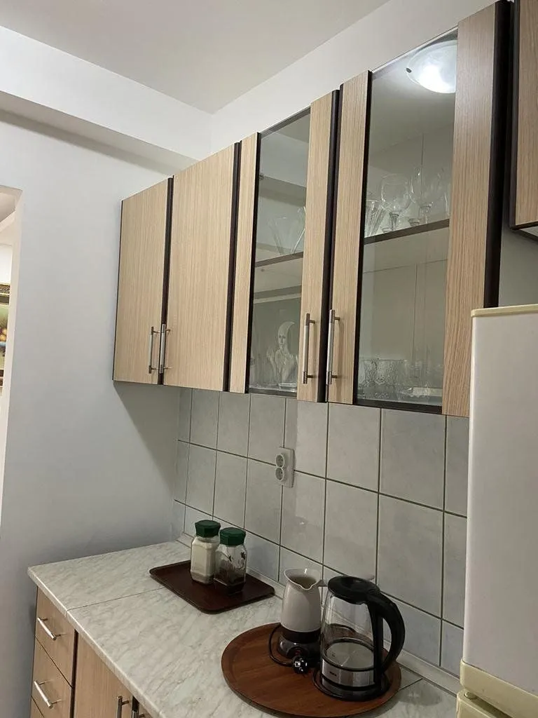 Izdavanje, dvosoban stan, 80m², Stari Aerodrom, Podgorica