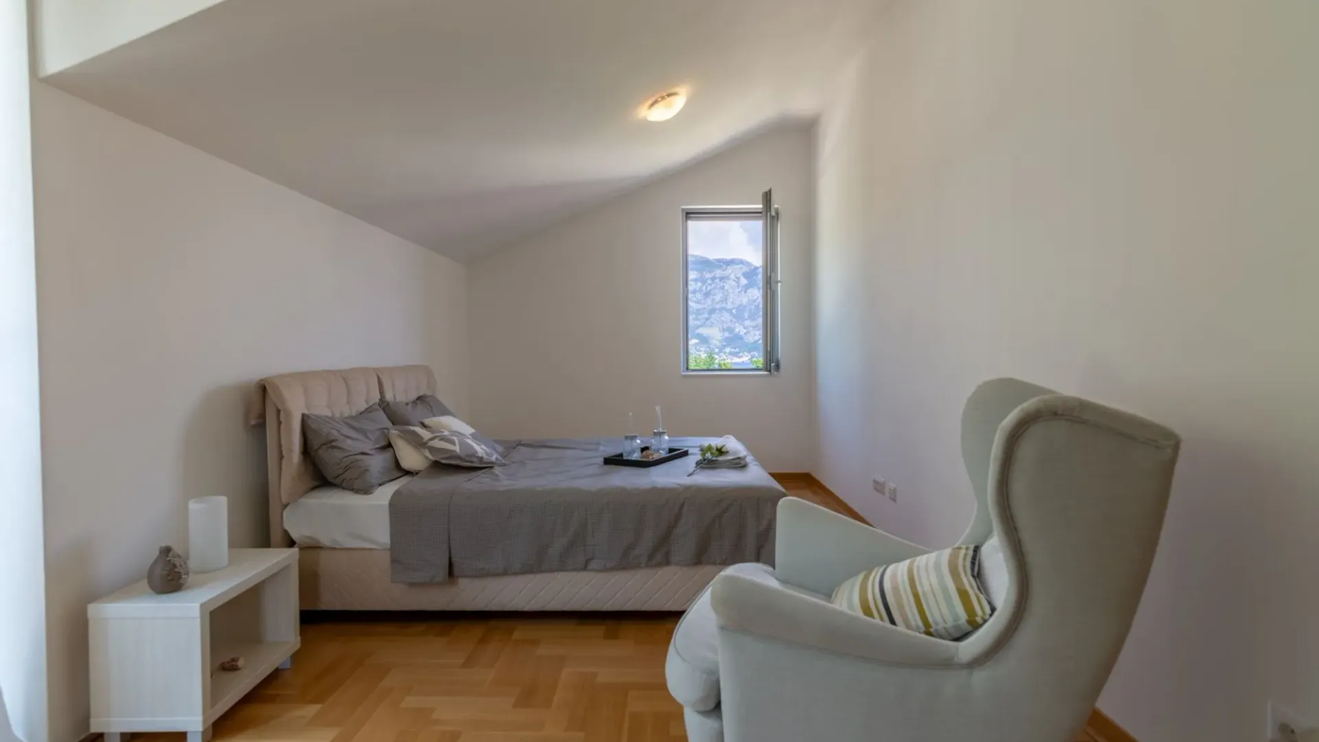 Sale, apartment, 91m², Morinj, Kotor