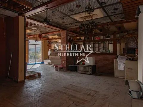 Izdavanje, poslovni prostor, 200m², Gornja Gorica, Podgorica - image 2