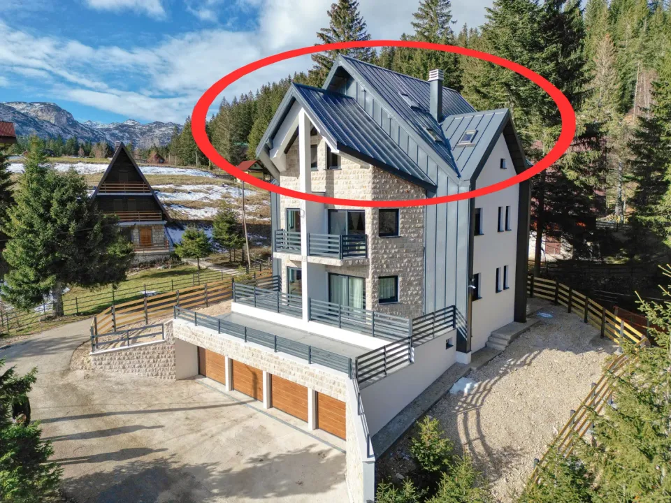 Prodaja, trosoban stan, 90m², Ivan Do, Žabljak