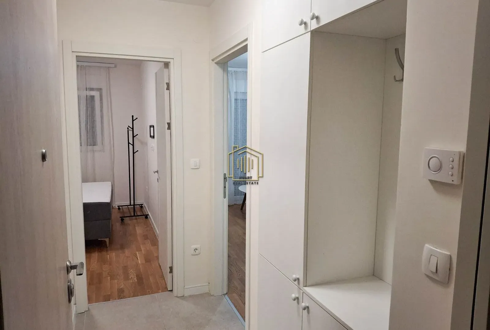 Rent, one bedroom apartment, 40m², Pobrežje, Podgorica