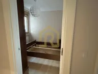 Izdavanje, trosoban stan, 85m², Vračar Hram, Vračar Sve Podlokacije - image 13