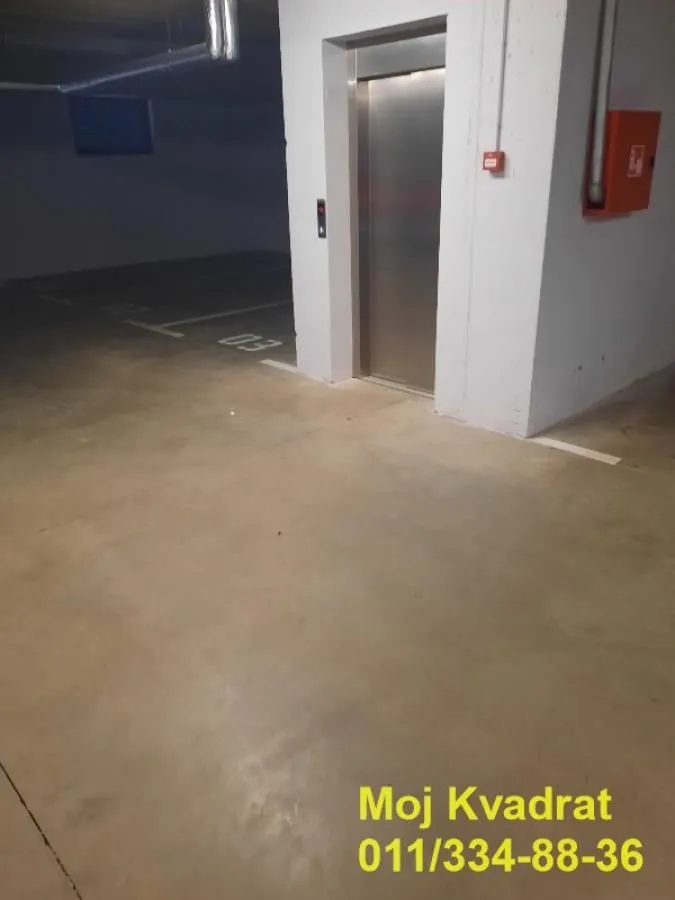 Prodaja, parking/garaža, 12m², Višnjička Banja, Palilula Sve Podlokacije