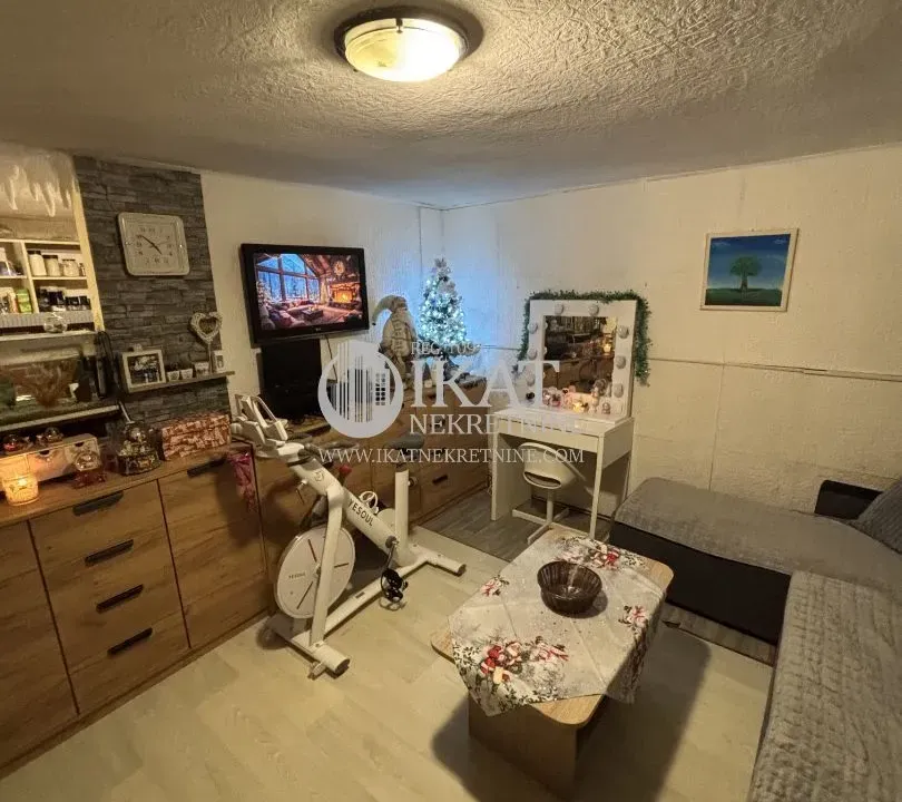 Prodaja, jednosoban stan, 30m², Lekino Brdo, Voždovac Sve Podlokacije