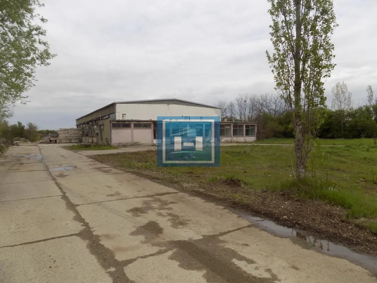 Sale, office space, 1180m², Žabare, Paraćin