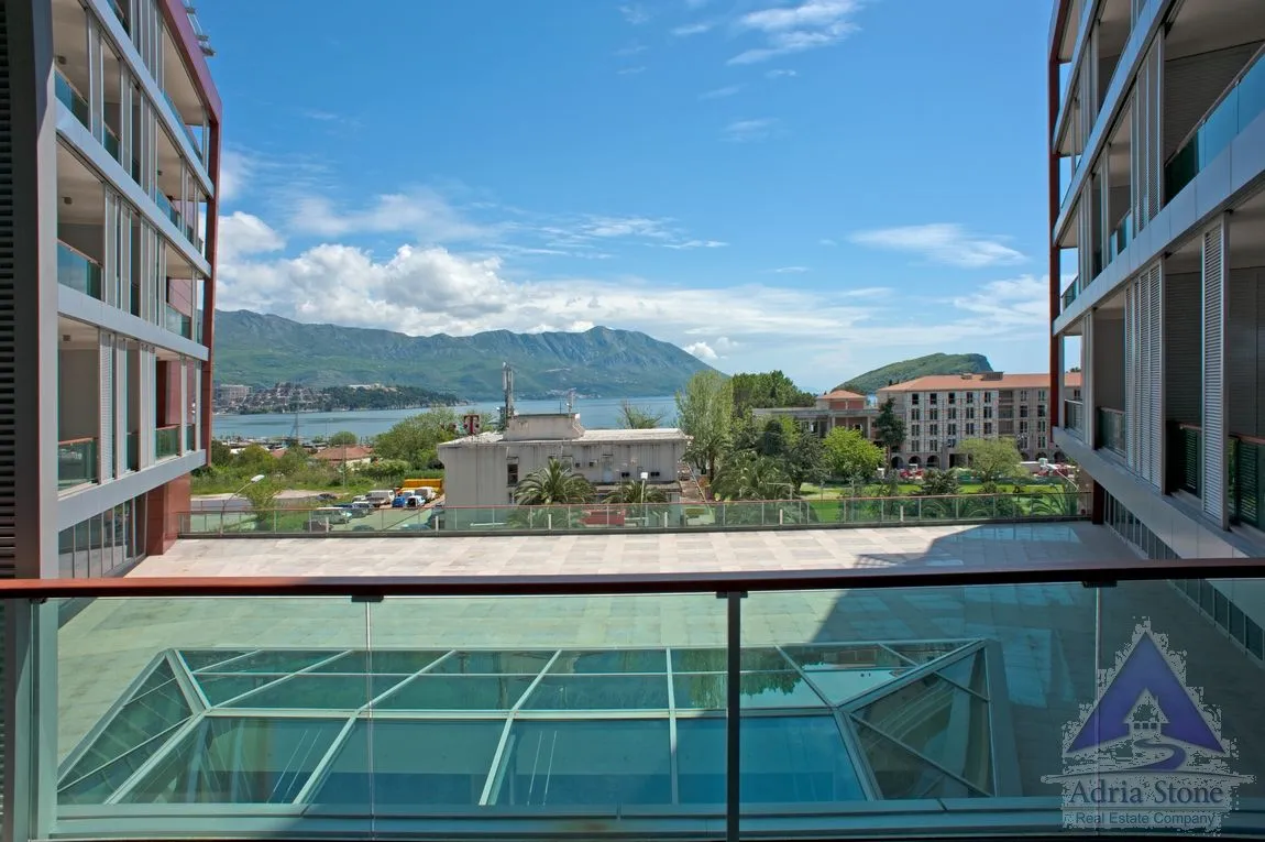 Sale, two bedroom apartment, 95m², Centar, Budva