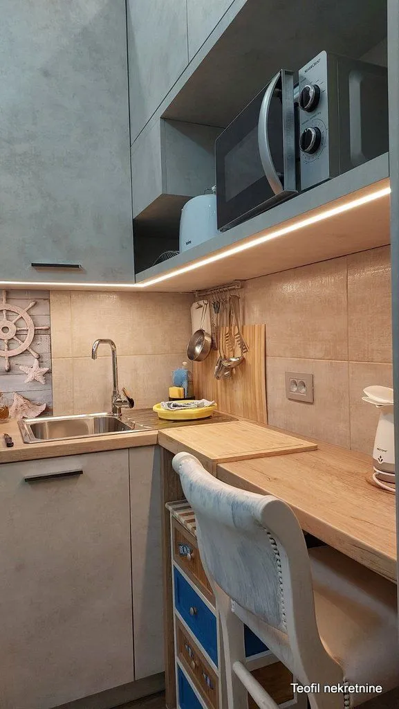 Izdavanje, garsonjera, 22m², Slavija, Vračar Sve Podlokacije