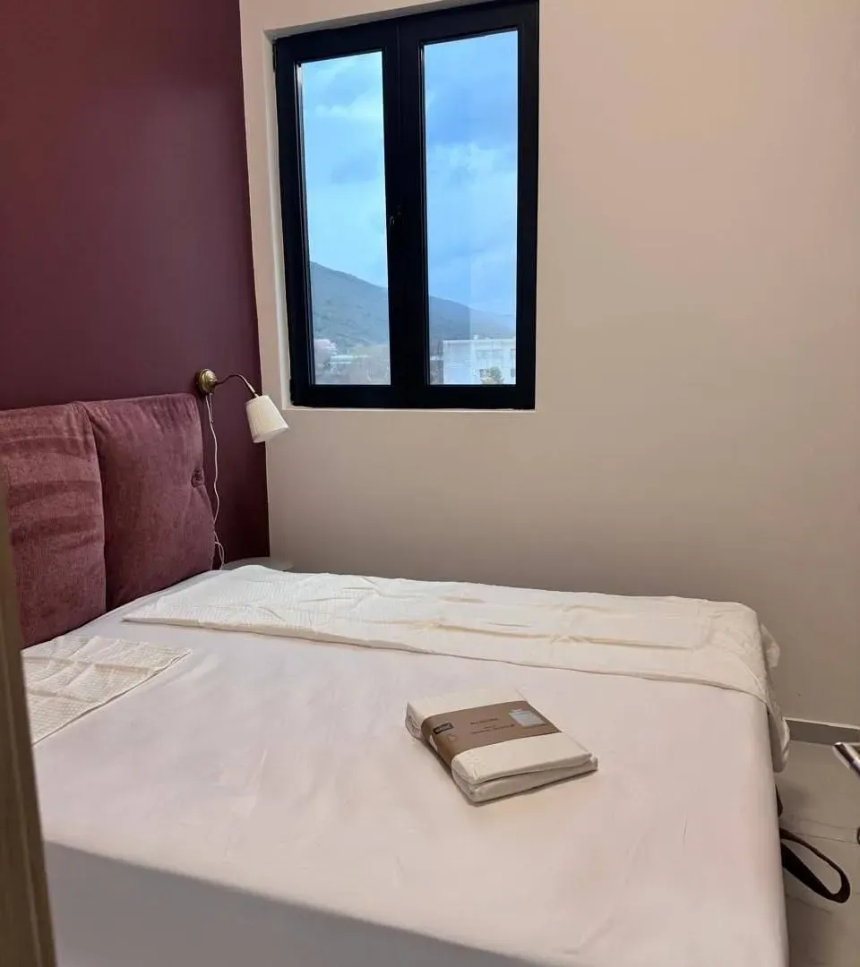 Rent, one bedroom apartment, 70m², Budva, Crna Gora