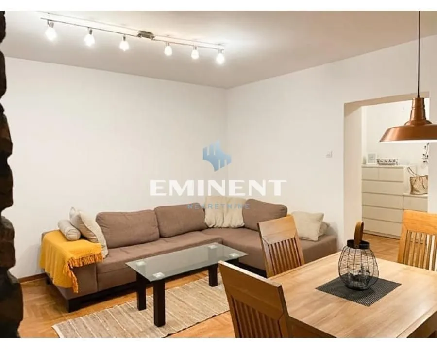 Rent, two bedroom apartment, 62m², Neimar, Vračar Sve Podlokacije