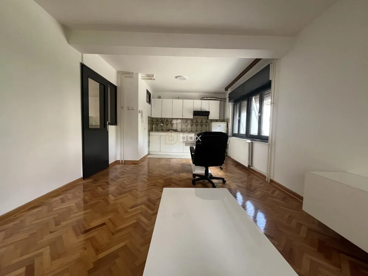 Izdavanje, jednosoban stan, 48m², Pantelej, Niš