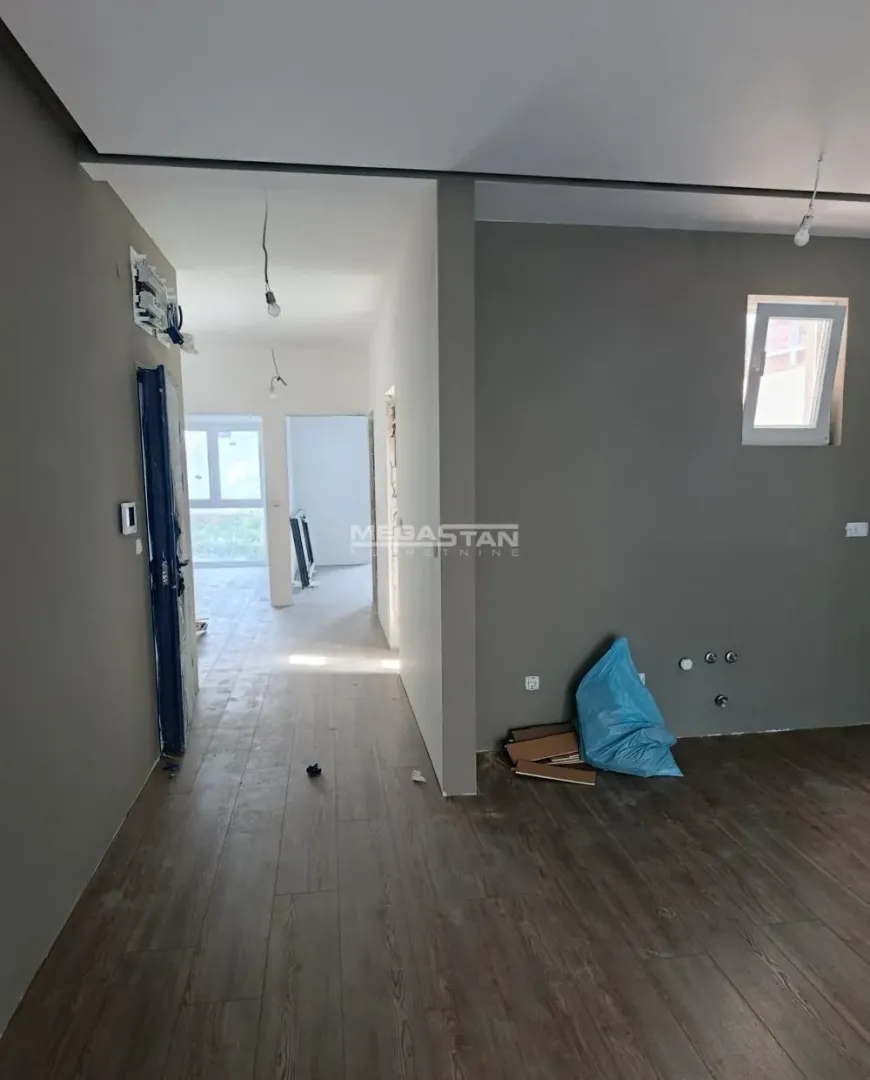 Prodaja, trosoban stan, 70m², Centar, Pančevo