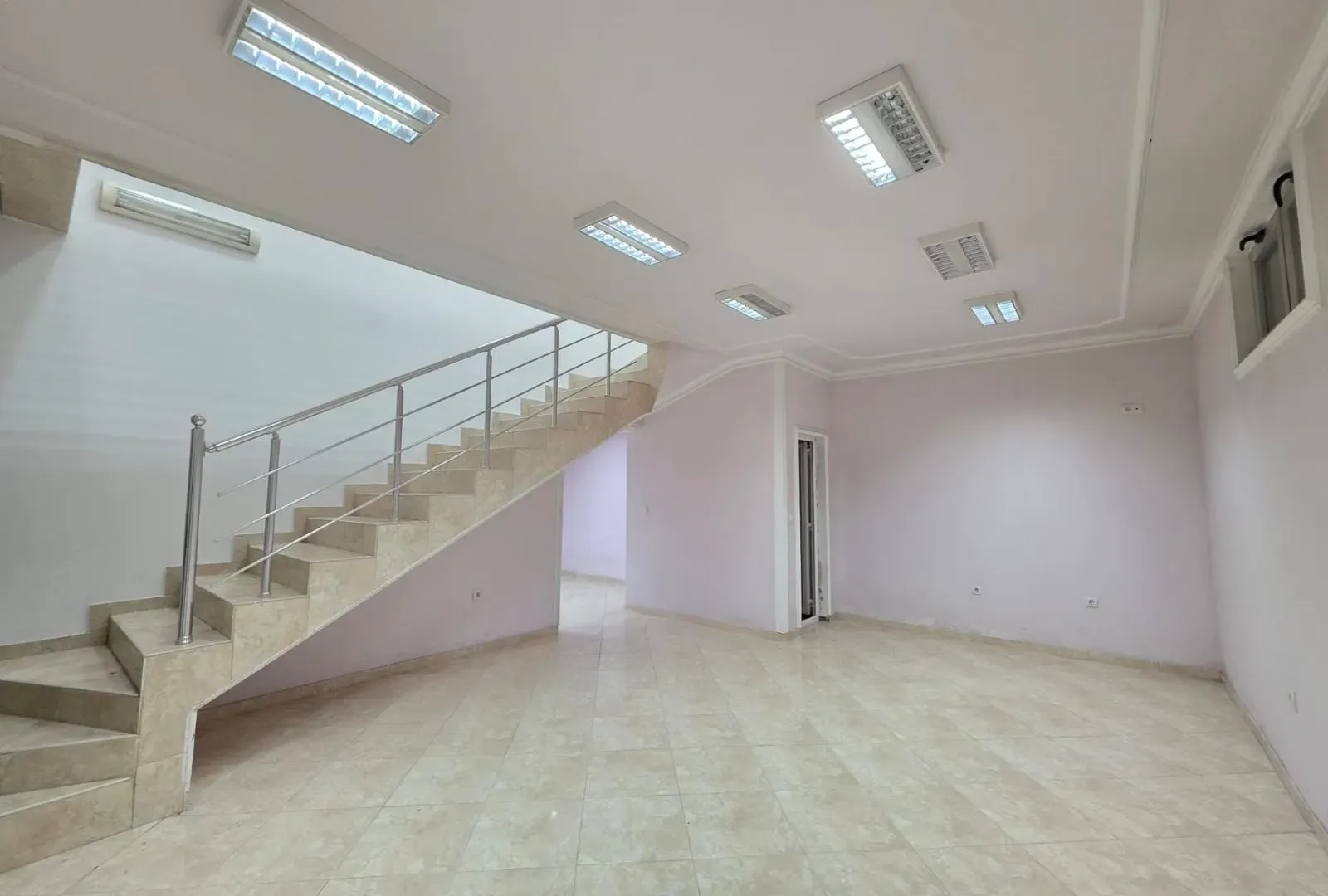 Sale, office space, 82m², Podgorica, Crna Gora