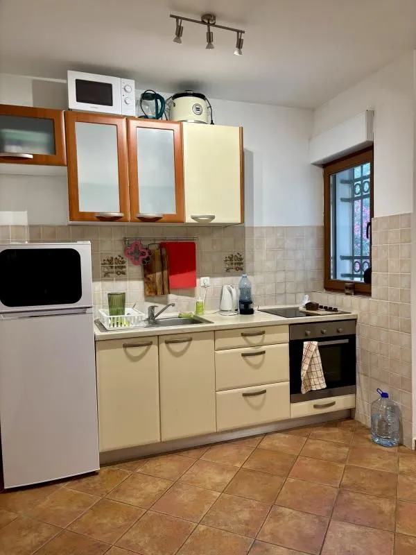 Prodaja, trosoban stan, 89m², Petrovac, Budva