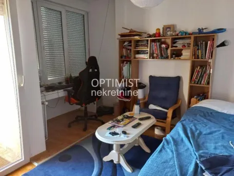 Sale, three bedroom apartment, 45m², Zvezdara Sve Podlokacije, Beograd - image 10