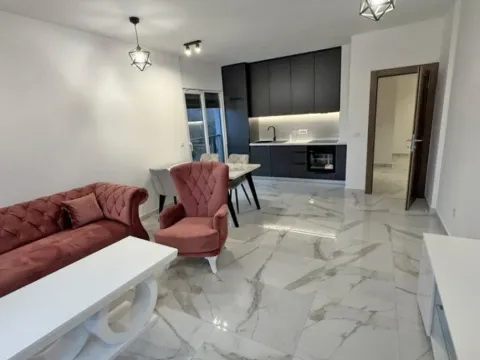 Izdavanje, dvosoban stan, 70m2, Radanovići, Kotor Izdavanje, dvosoban stan, 70m2, Radanovići, Kotor
