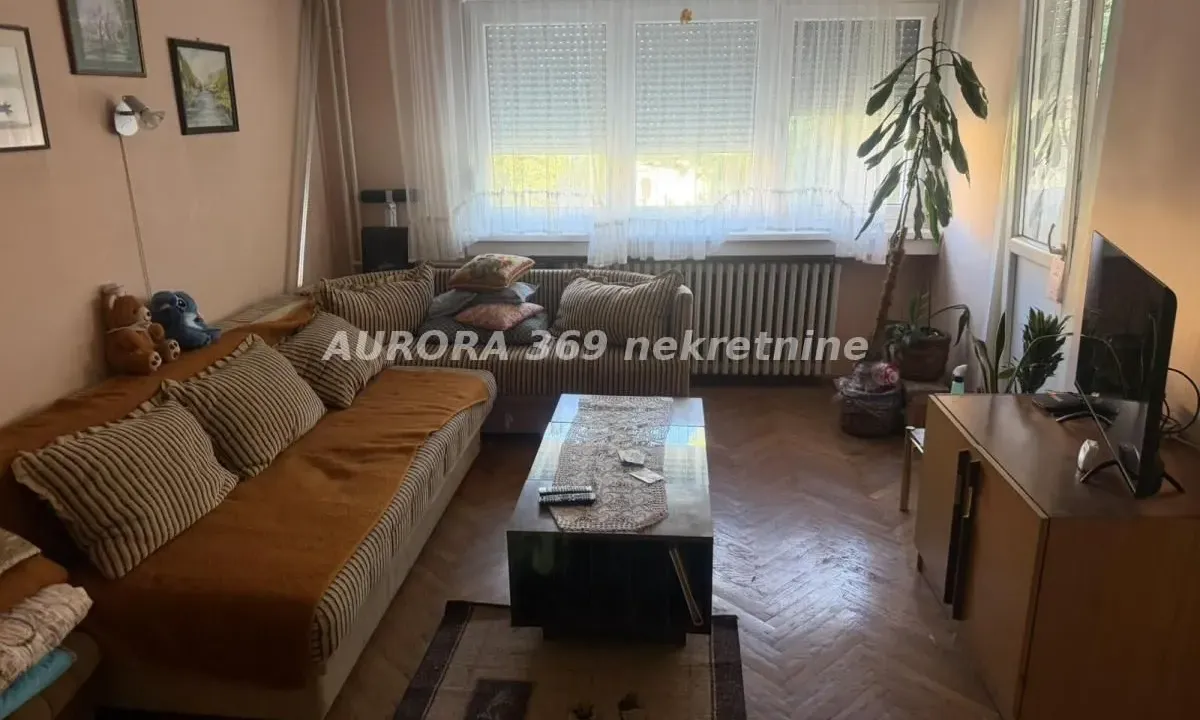 Sale, three bedroom apartment, 71m², Ruma, Srbija