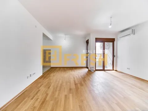 Sale, apartment, 31m², Stari Aerodrom, Podgorica - image 2