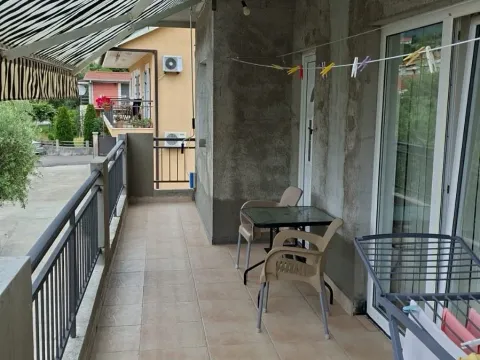 Rent, two bedroom apartment, 60m², Zelenika, Herceg Novi - image 16
