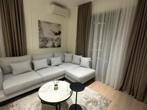 Izdavanje, trosoban stan, 70m², Savski Venac, Beograd - image 8