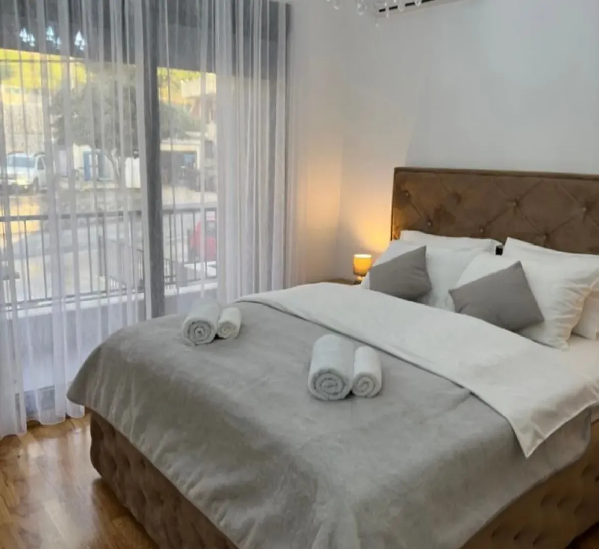 Izdavanje, dvosoban stan, 71m², Mažina, Tivat