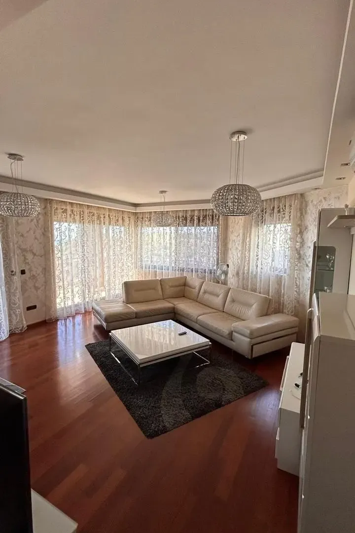 Prodaja, dvosoban stan, 120m², Vidikovac, Budva