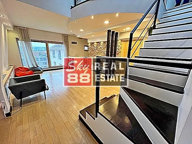 Sale, four bedroom apartment, 130m², Vračar Hram, Vračar Sve Podlokacije