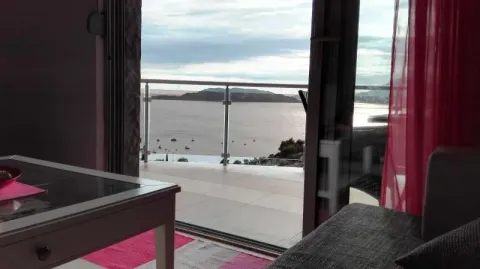 Sale, one bedroom apartment, 55m², Budva, Crna Gora - image 11