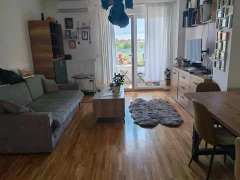 Stan in Veternik