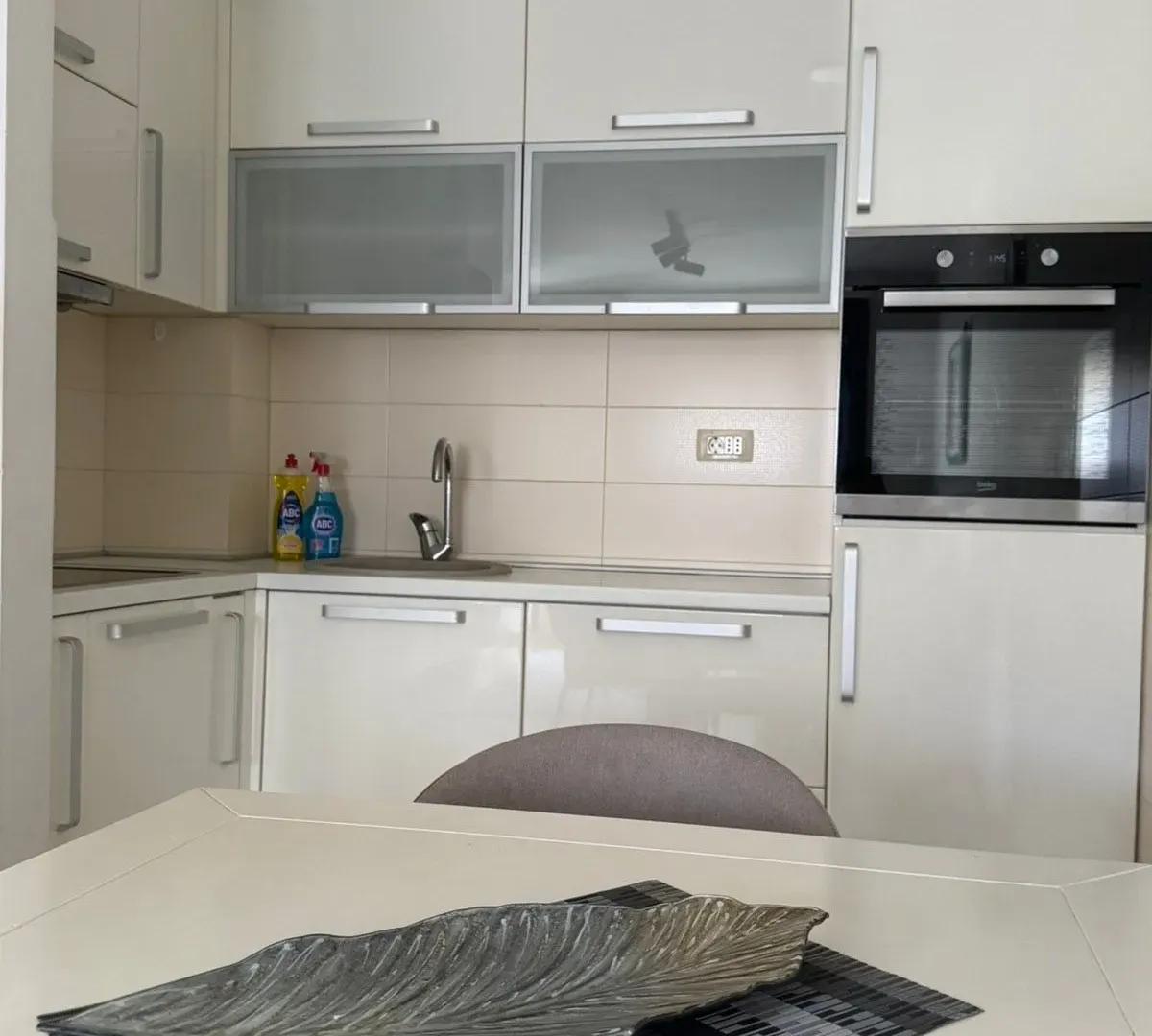 Izdavanje, jednosoban stan, 48m², City Kvart, Podgorica
