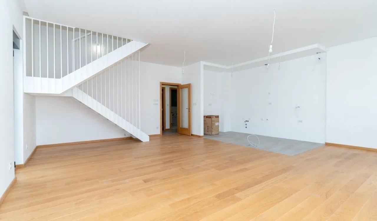 Izdavanje, stan, 173m², Zabjelo, Podgorica