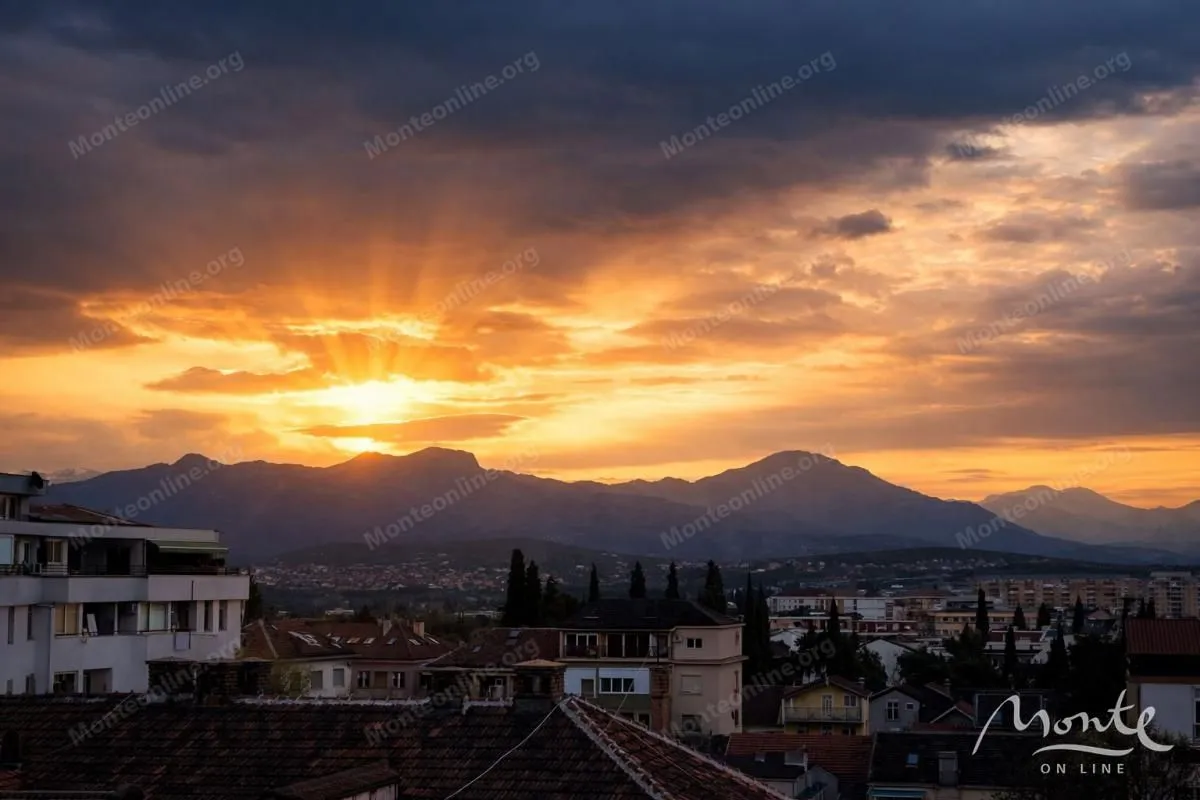 Prodaja, trosoban stan, 67m², Centar, Podgorica