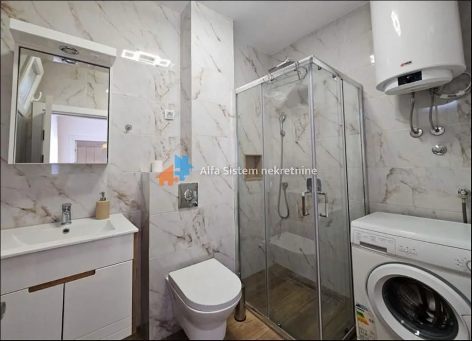 Rent, three bedroom apartment, 61m², Južni Bulevar, Vračar Sve Podlokacije