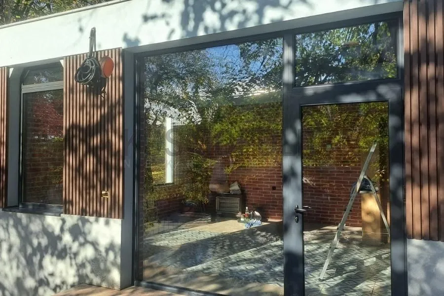 Rent, office space, 40m², Petlovo Brdo, Beograd