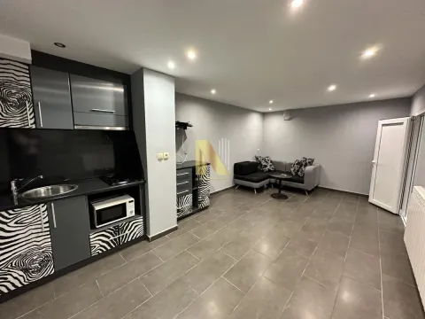 Izdavanje, dvosoban stan, 91m², Kej, Novi Sad Sve Podlokacije - image 15