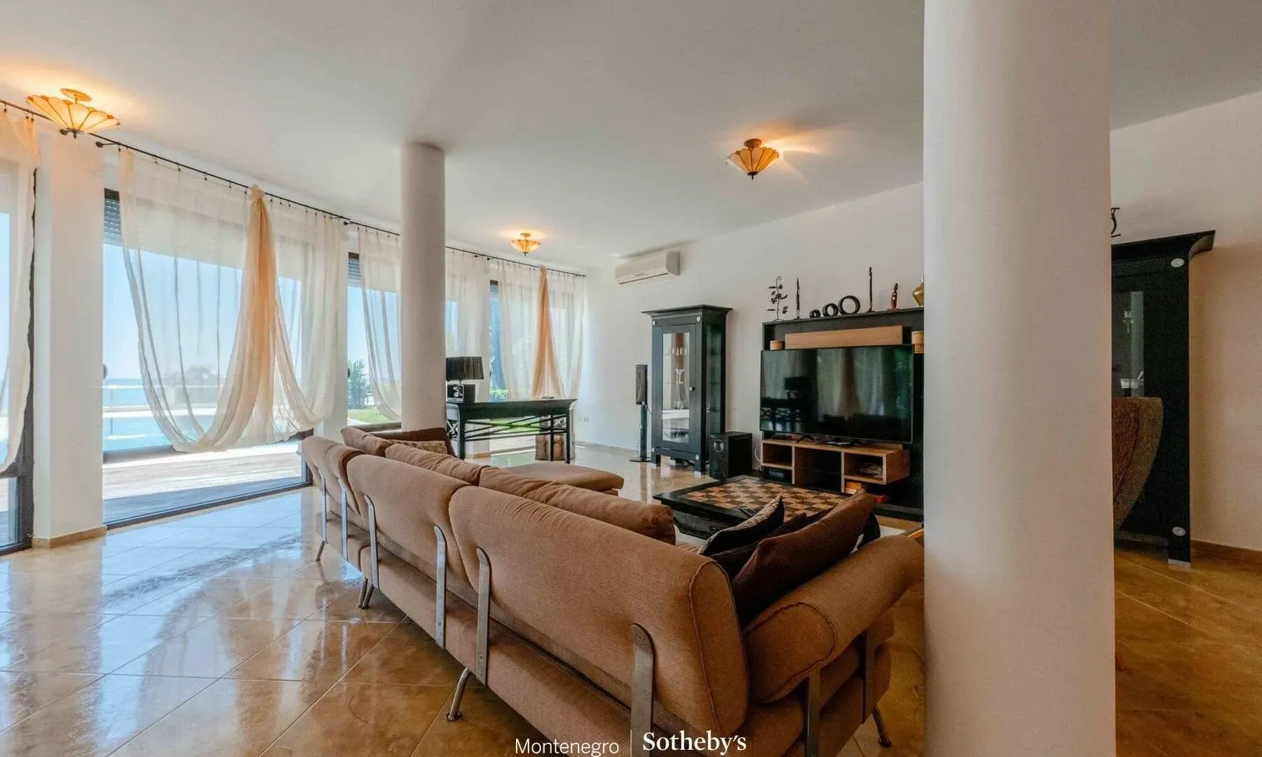 Sale, house, 416m², Utjeha, Bar