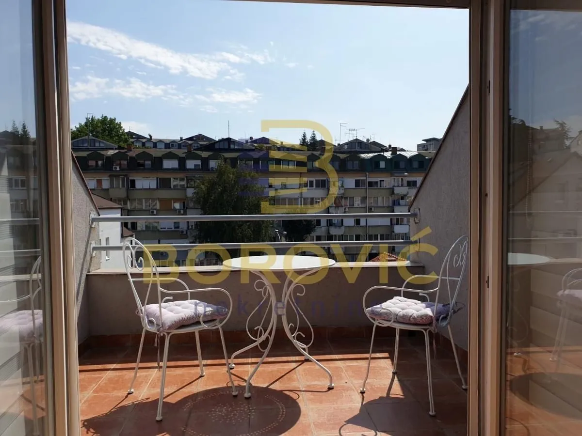 Sale, two bedroom apartment, 40m², Uciteljsko Naselje, Zvezdara Sve Podlokacije