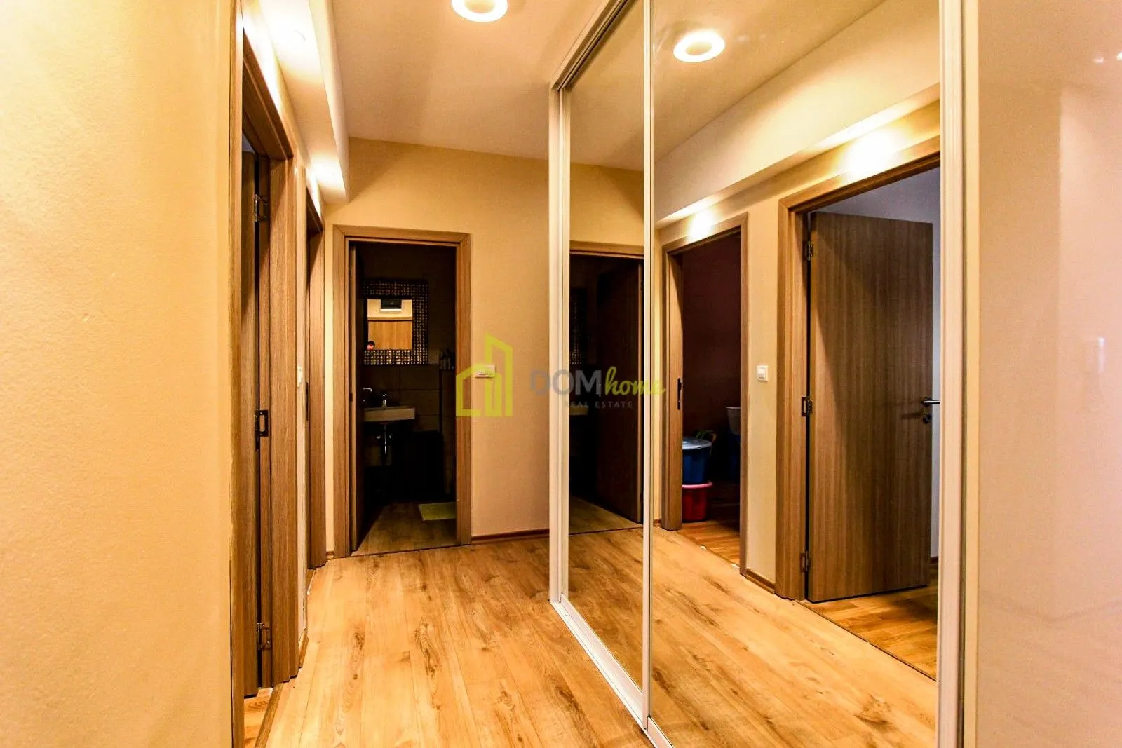 Prodaja, trosoban stan, 88m², Budva, Crna Gora
