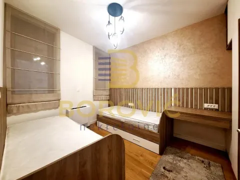 Izdavanje, trosoban stan, 82m², Čubura, Beograd - image 12