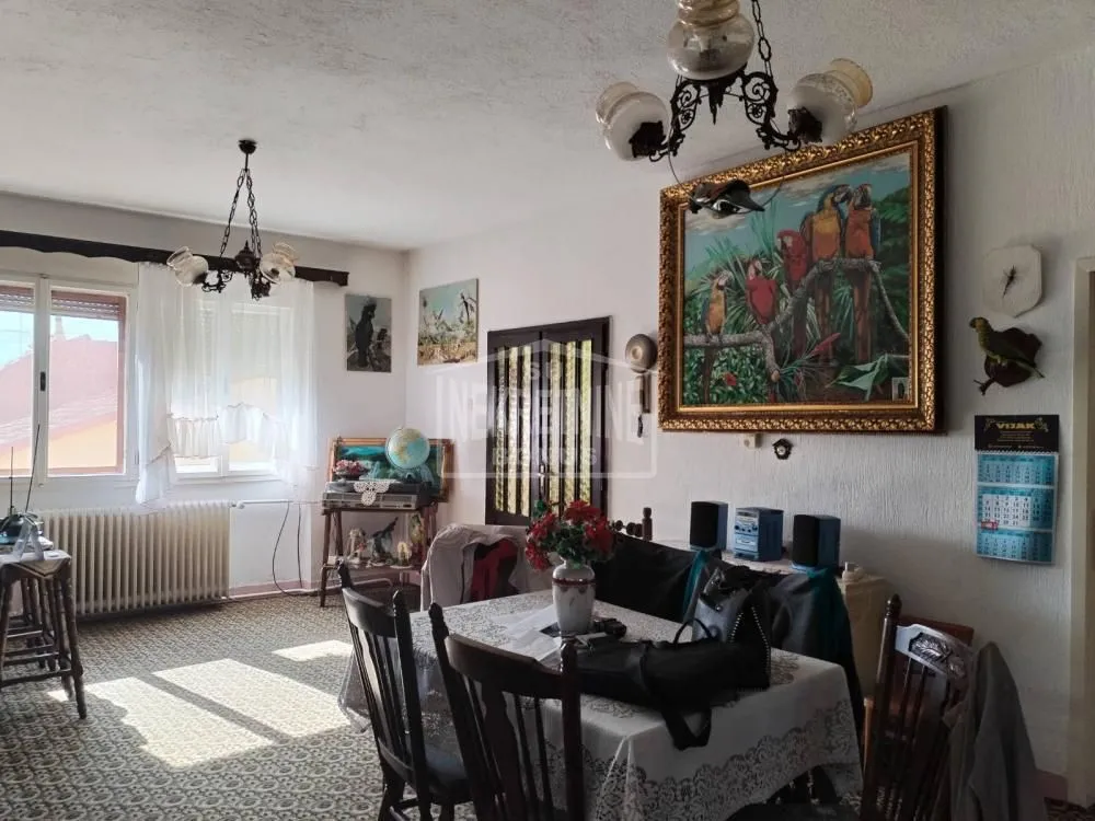 Prodaja, kuća, 328m², Železničko Naselje, Subotica