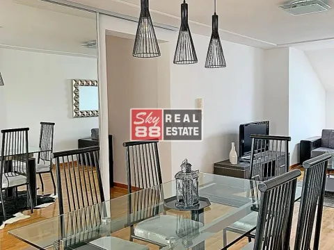 Izdavanje, četvorosoban stan, 130m², Senjak, Beograd