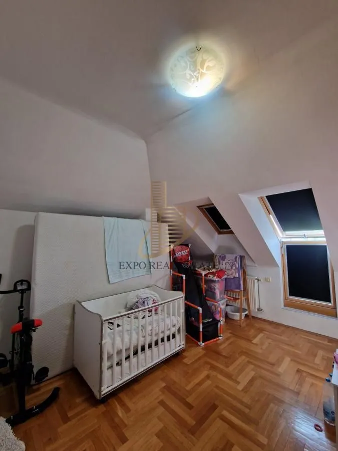 Prodaja, četvorosoban stan, 120m², Nova Detelinara, Novi Sad Sve Podlokacije