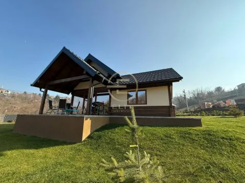 Prodaja, kuća, 79m², Sremska Kamenica, Petrovaradin - image 13