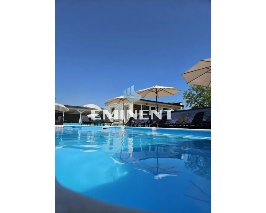 Prodaja, kuća, 650m², Babe, Sopot