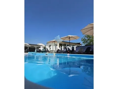 Prodaja, kuća, 650m², Babe, Sopot