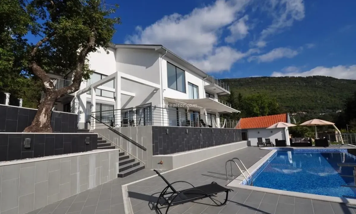 Sale, house, 390m², Mrčevac, Tivat