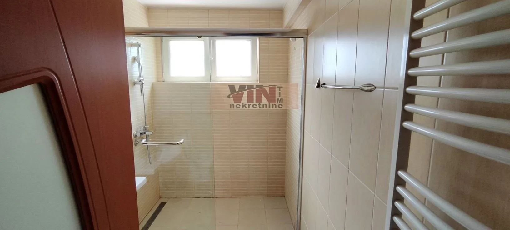 Prodaja, jednosoban stan, 33m², Bulevar Oslobodjenja, Novi Sad Sve Podlokacije